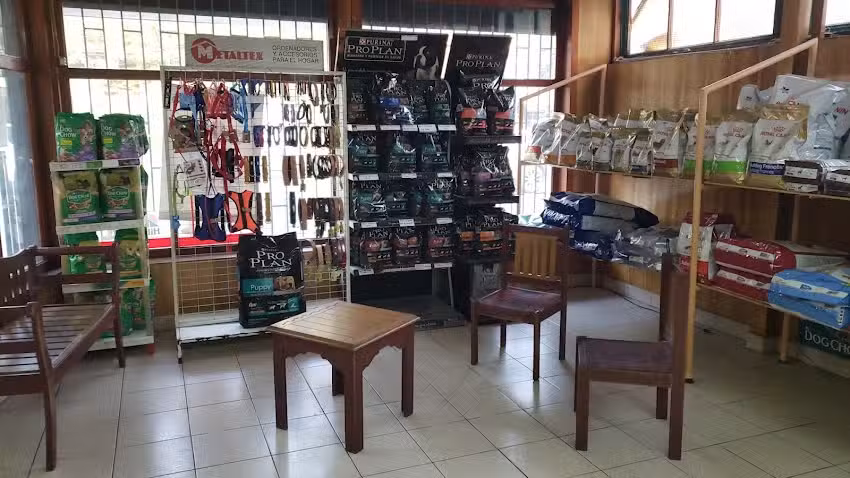 CL&Iacute;NICA VETERINARIA LO BARNECHEA