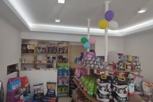 Comercial Almaya pets