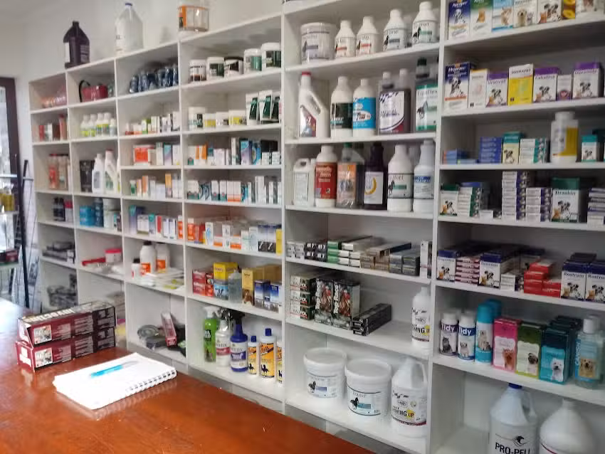 Corral Sur Farmacia Veterinaria