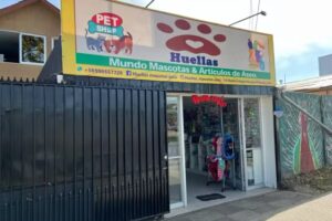 Huellas, Mundo Mascotas y Artículos de Aseo