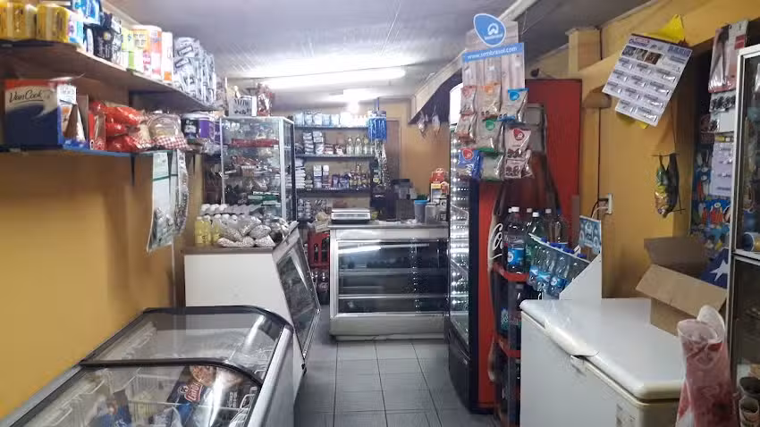 La Palmera Puestos Varios y Venta de articulos de mascotas